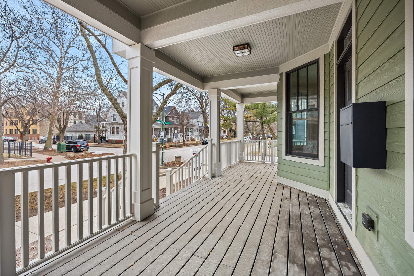 3902 N Hamilton Avenue, Chicago, IL