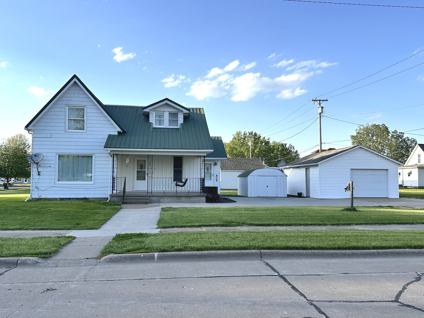 42 W Wilson Street, Preston, IA