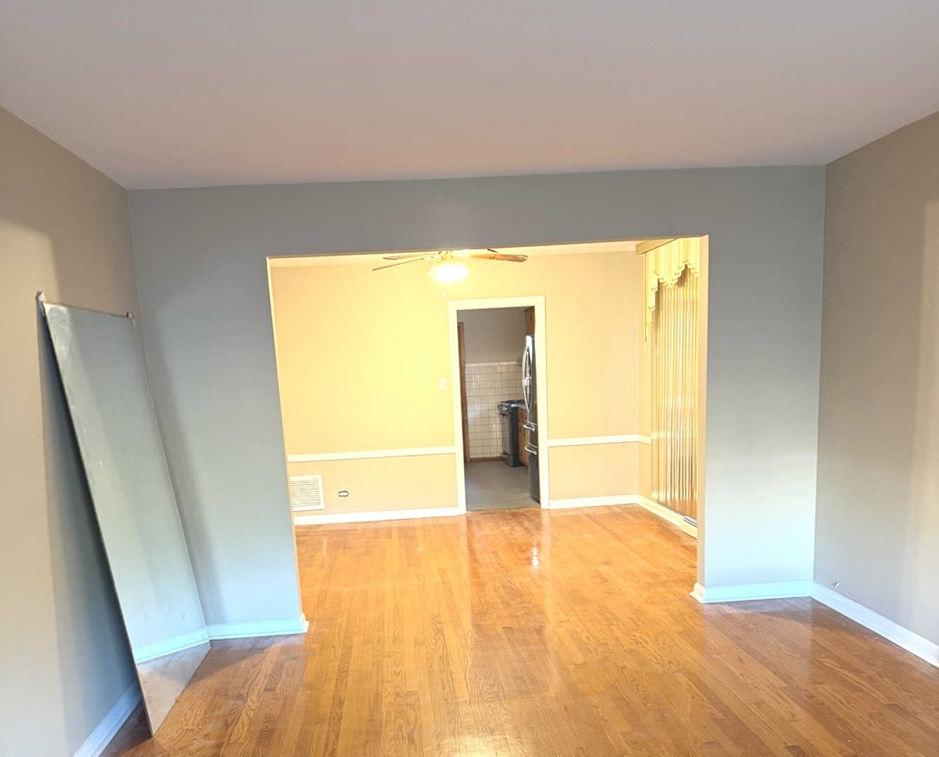 11706 S Artesian Avenue, Chicago, IL