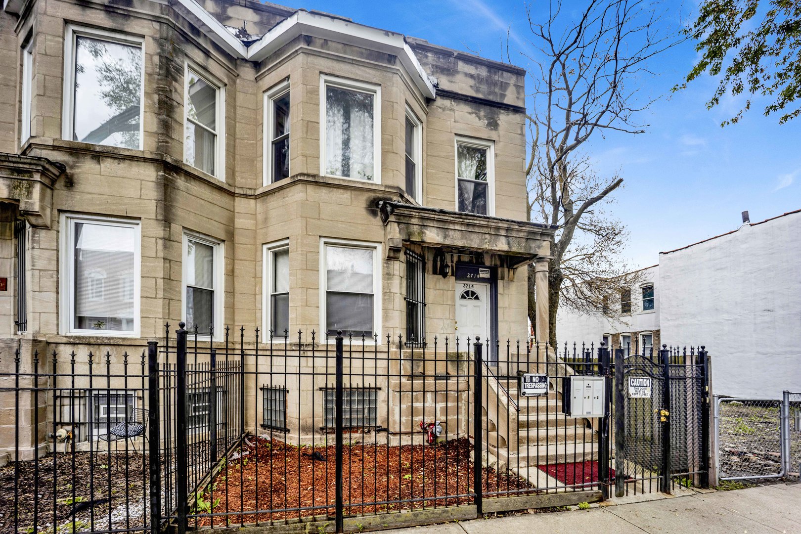 2714 W LEXINGTON Street, Chicago, IL