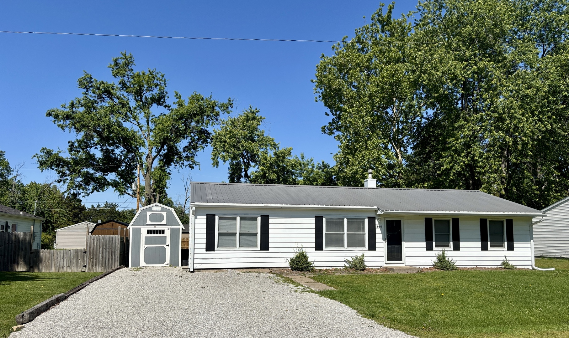 805 N Reel Street, Salem, IL