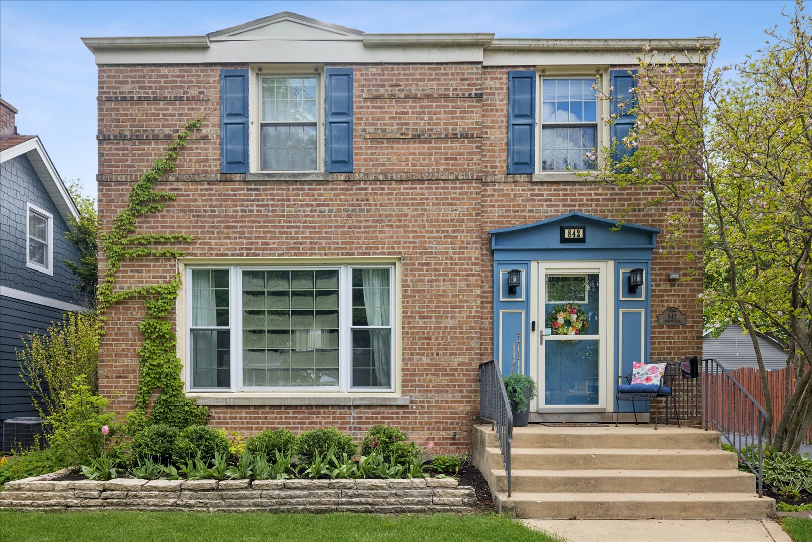 842 Forest Road, La Grange Park, IL