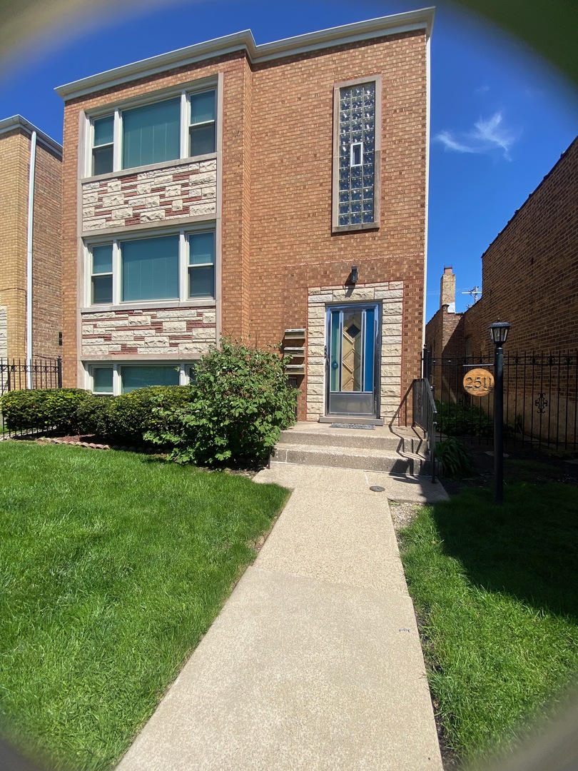 2511 N Laramie Avenue #G, Chicago, IL