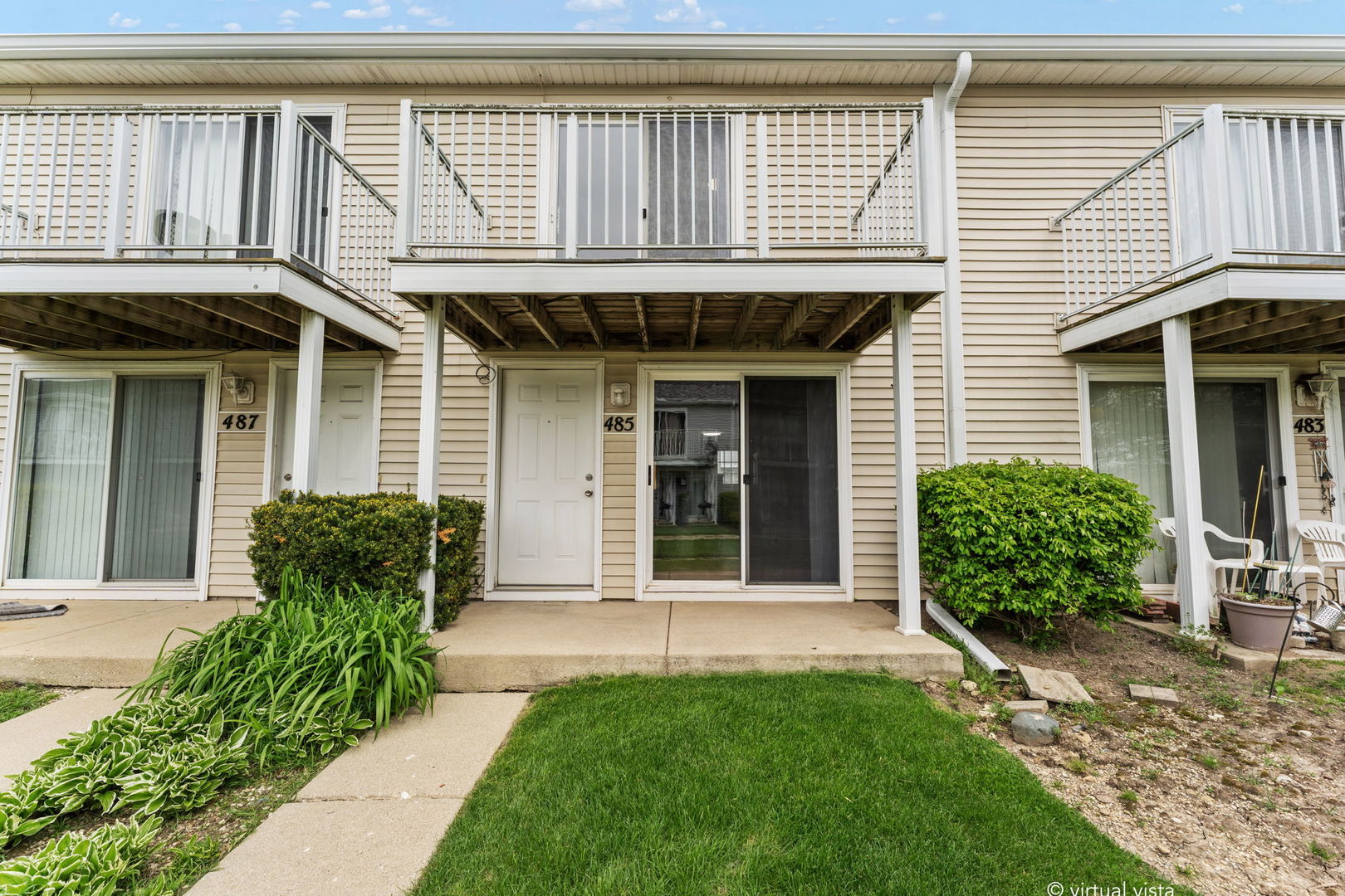 485 Meadow Green Lane, Round Lake Beach, IL