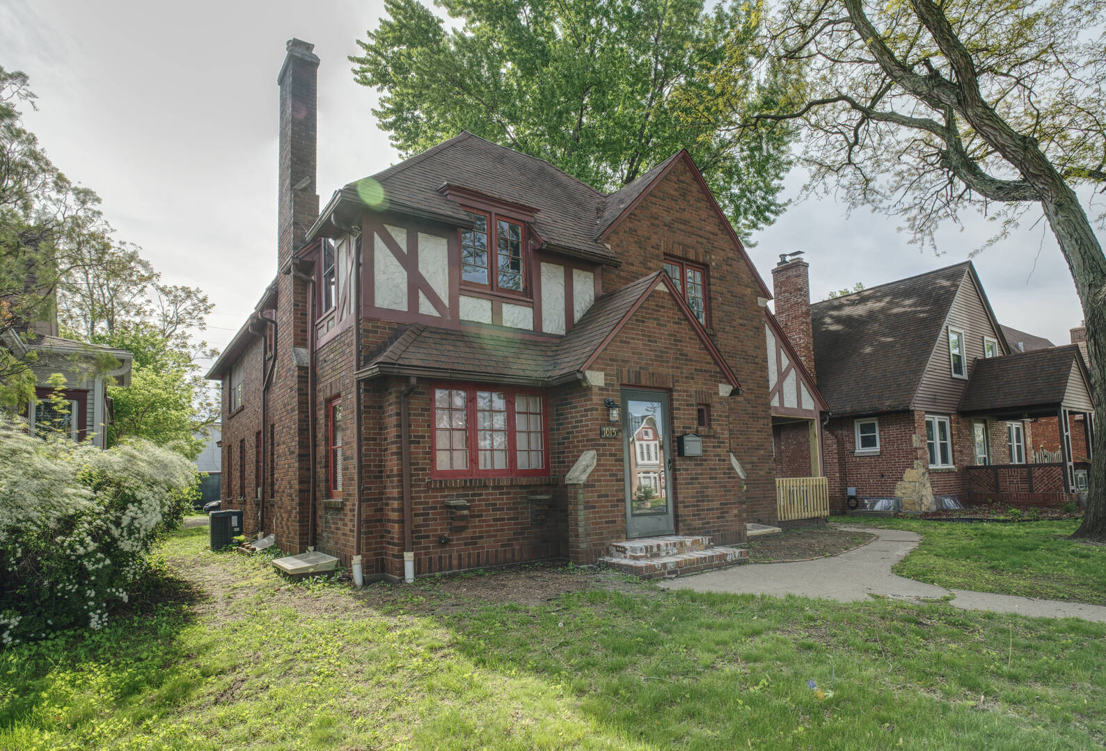 1015 N 2nd Street, Clinton, IA
