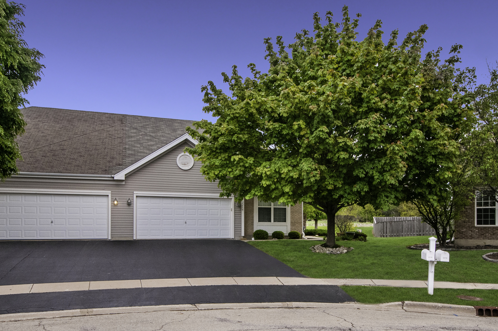 2216 Woodview Avenue, Joliet, IL