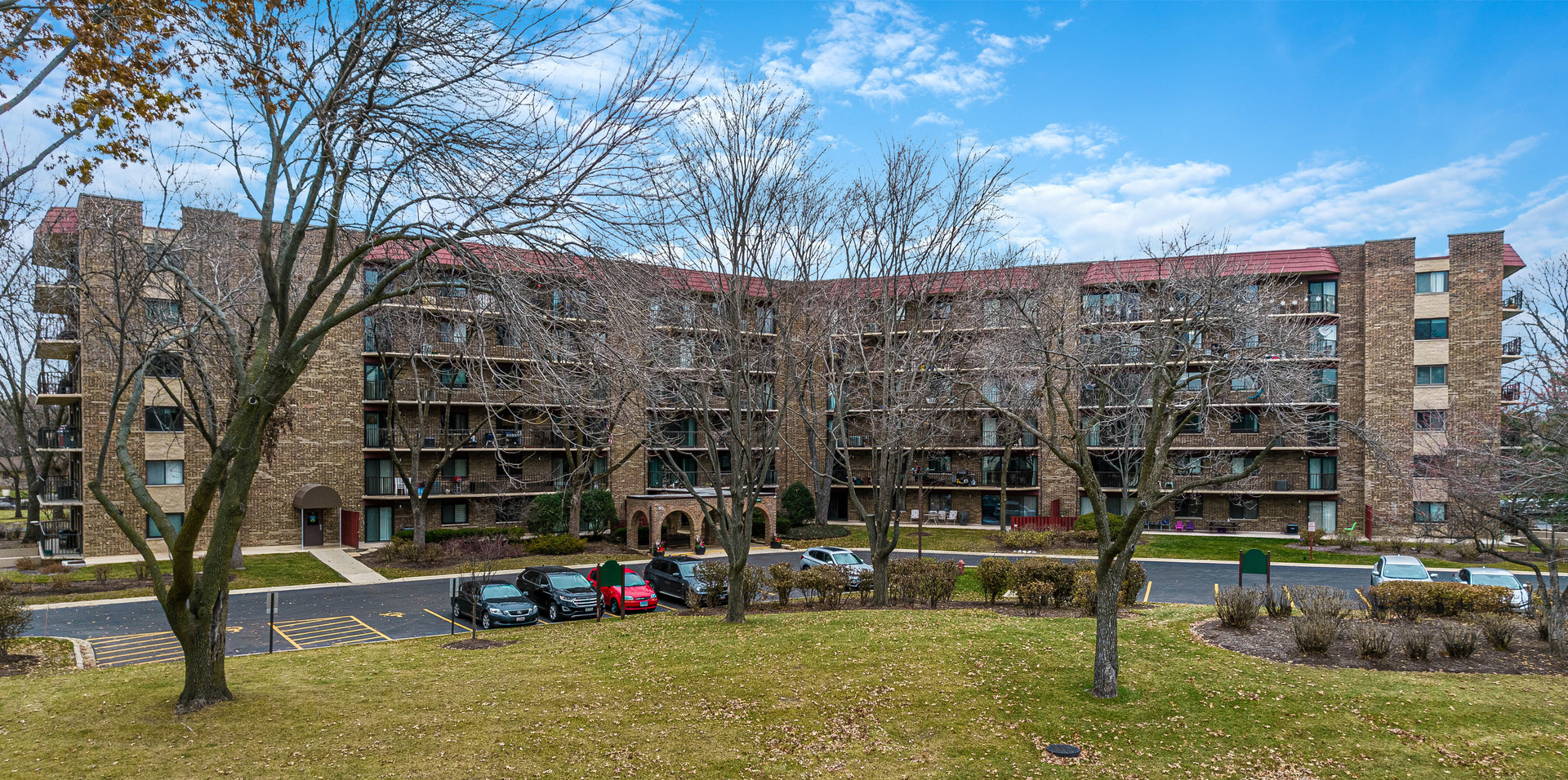 35 S Baybrook Drive #610, Palatine, IL