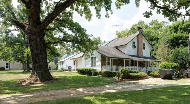 17049 W Edwards Road, Antioch, IL