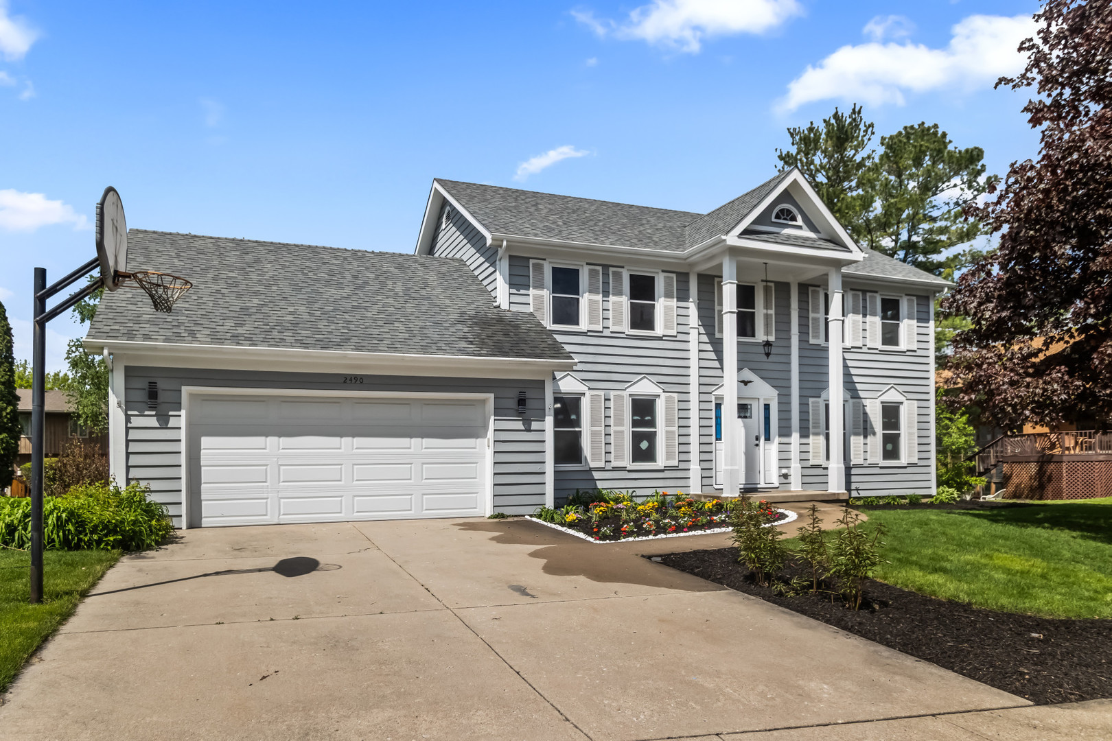 2490 Lakeside Drive, Aurora, IL