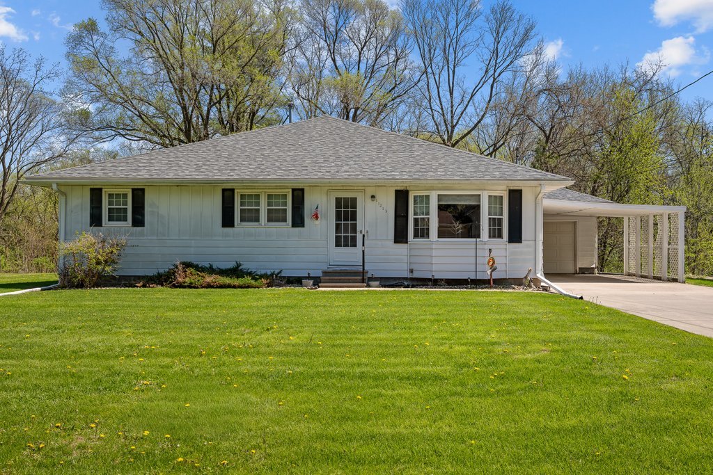 11213 22nd Street, Milan, IL