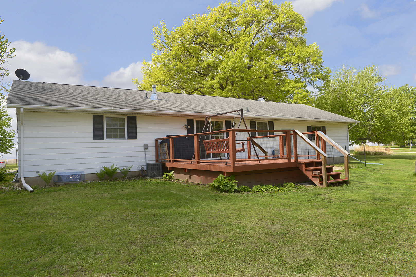 101 Hazelwood Drive, Wyanet, IL