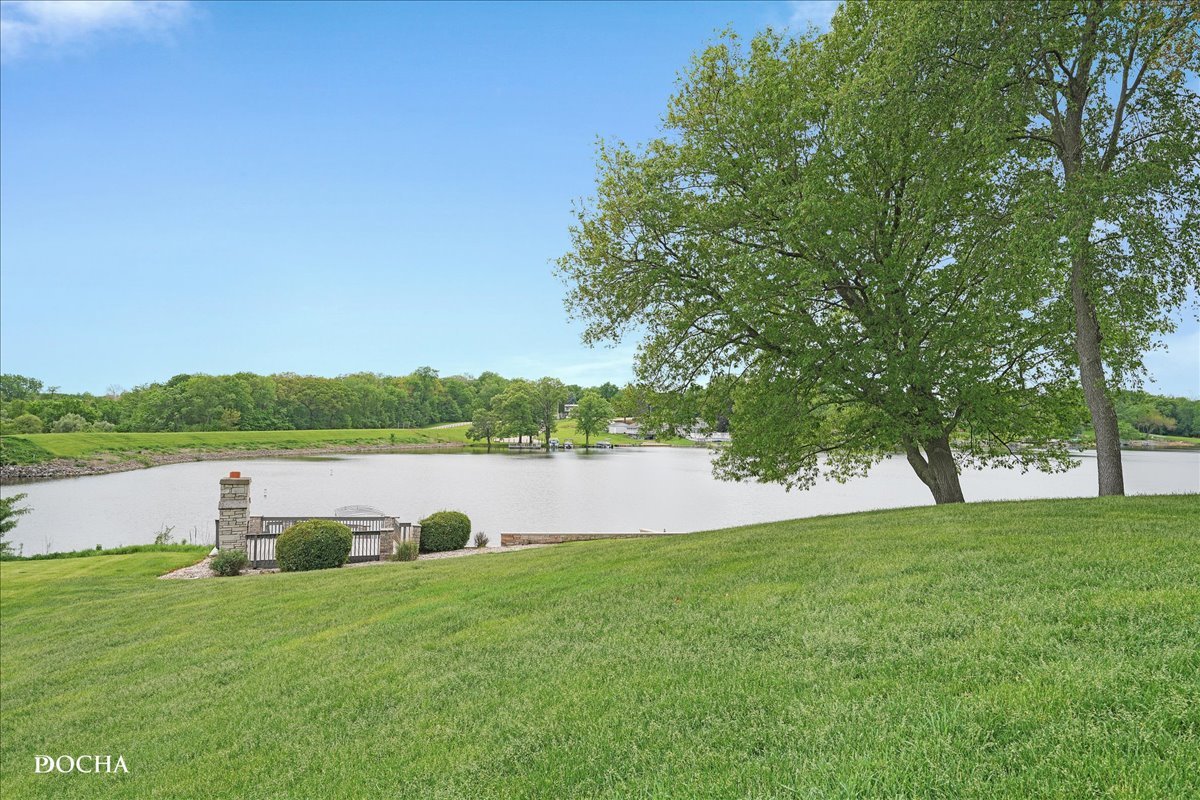 703 Glenda Court, Sandwich, IL