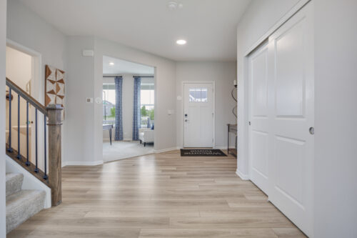 84 Hedgerow Drive, Elgin, IL