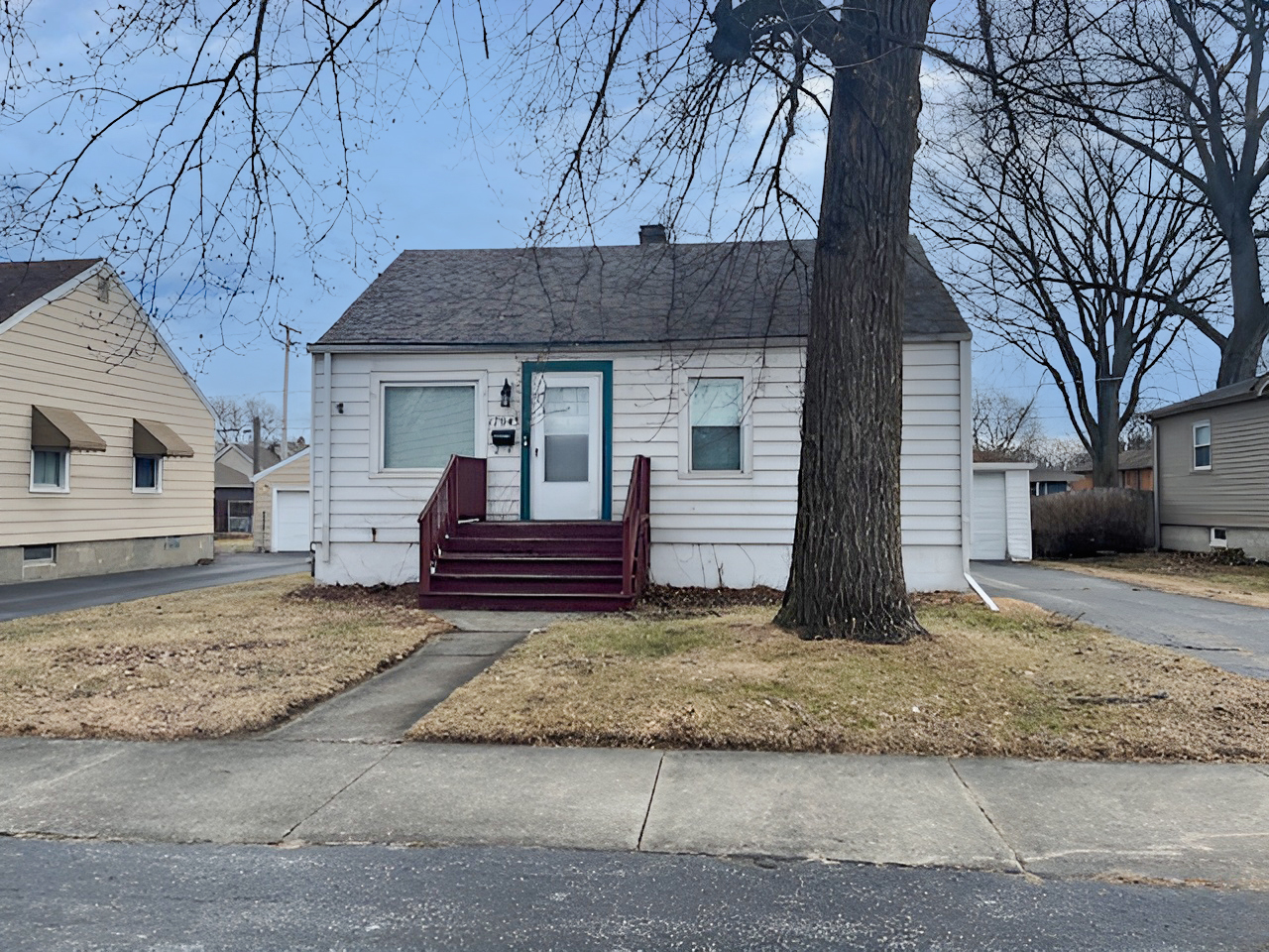 17943 Ridgewood Avenue, Lansing, IL