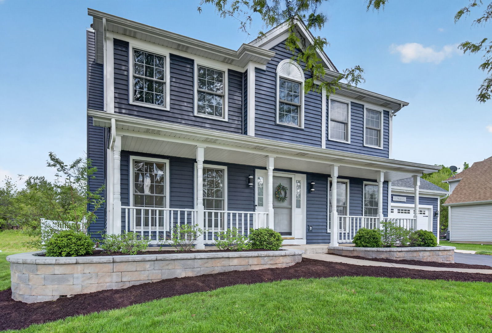 1311 Meadow Lane, North Aurora, IL