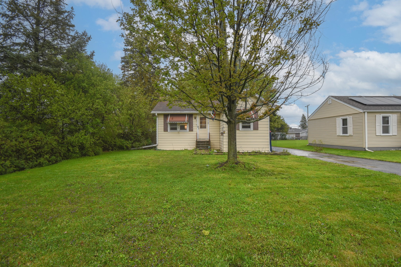 613 N Frolic Avenue, Waukegan, IL