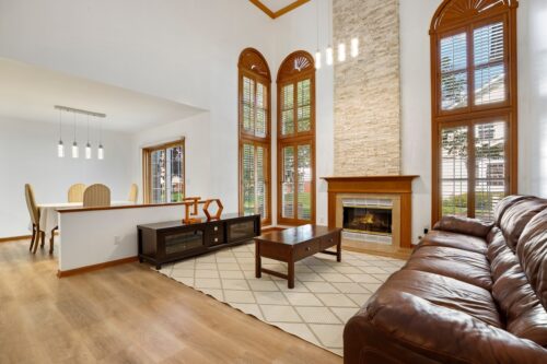 559 Bradbury Lane, Geneva, IL