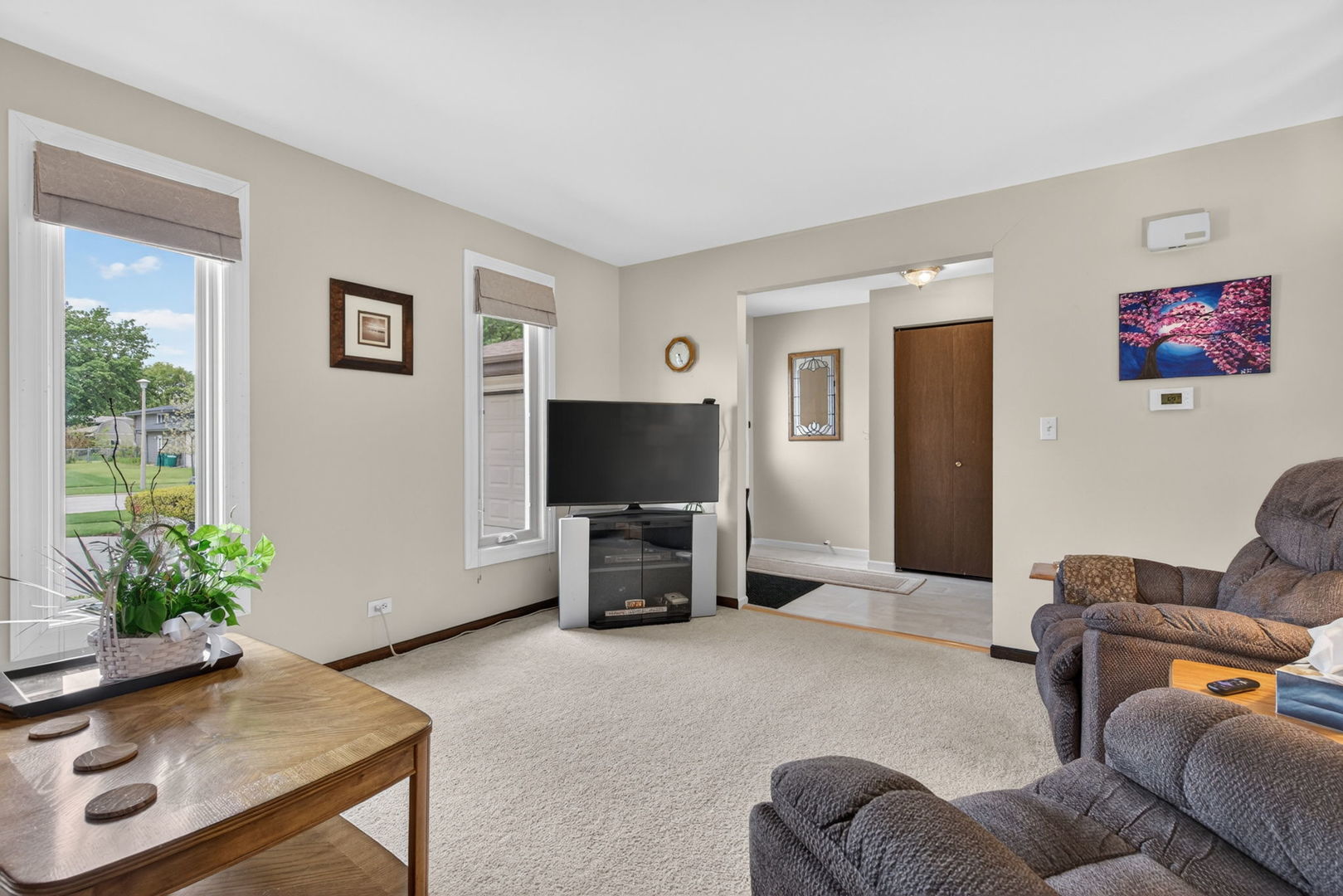 106 N Brookshore Drive, Shorewood, IL