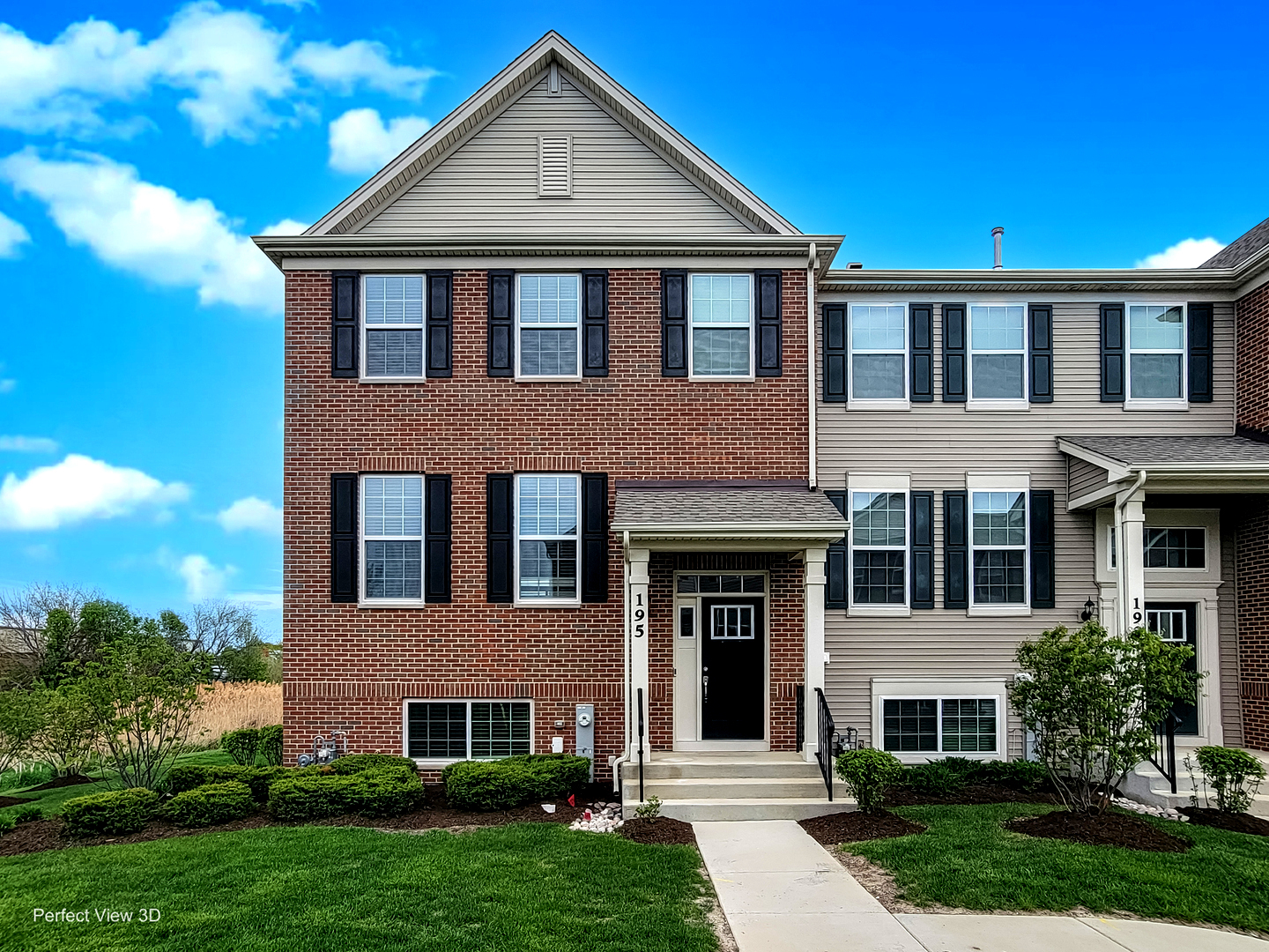 195 Lakeshore Drive, Oswego, IL
