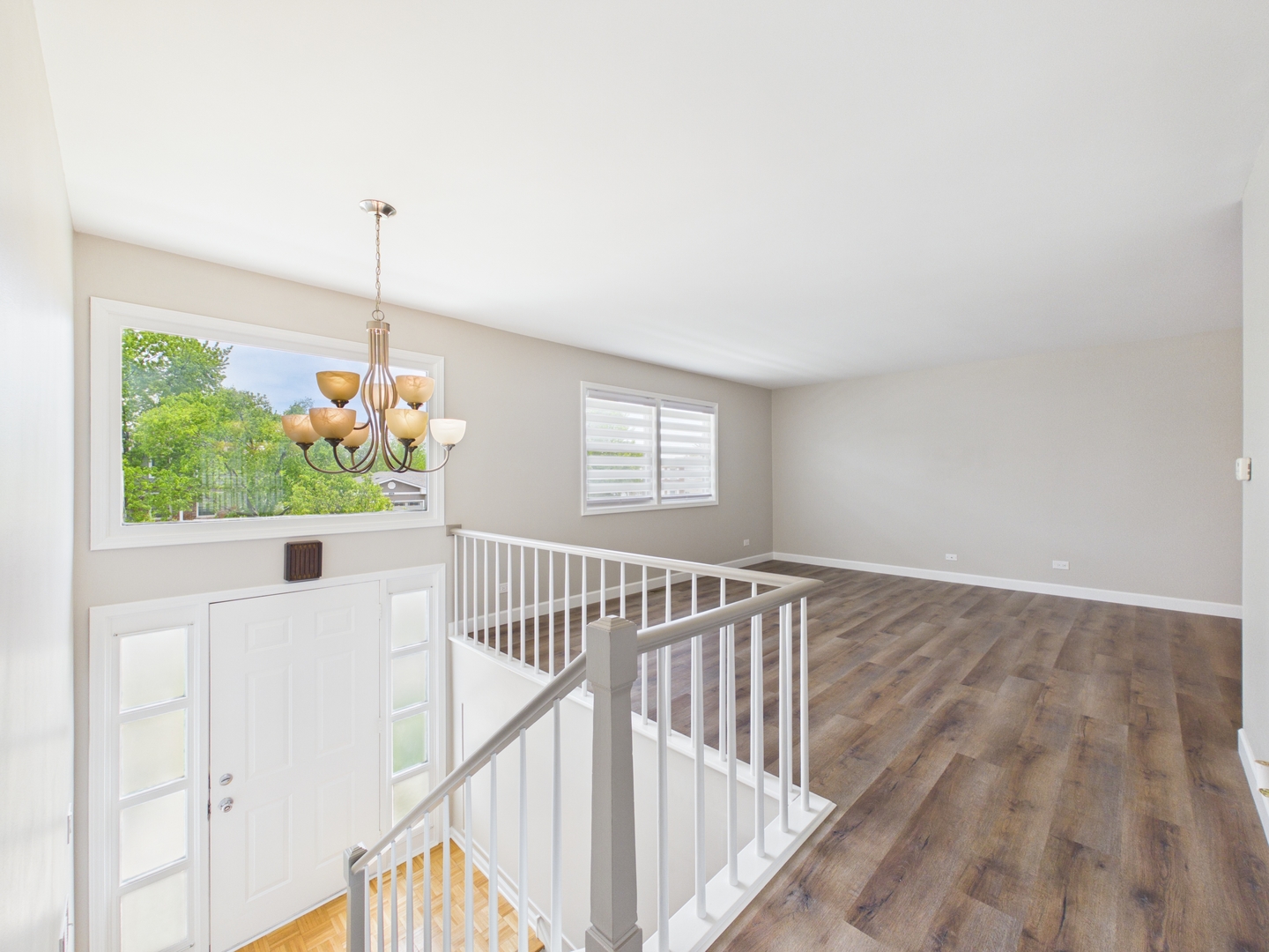 4360 Mumford Drive, Hoffman Estates, IL