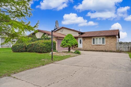 2229 Jeffery Drive, St. Joseph, IL