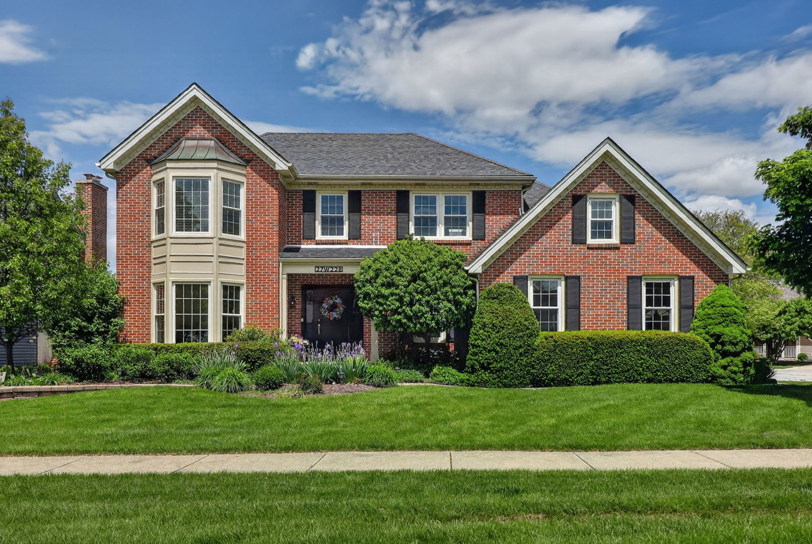 27W228 Heather Lane, Winfield, IL