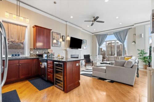 1541 N Artesian Avenue #3, Chicago, IL