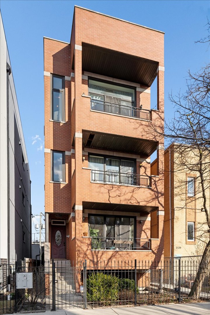 1541 N Artesian Avenue #3, Chicago, IL