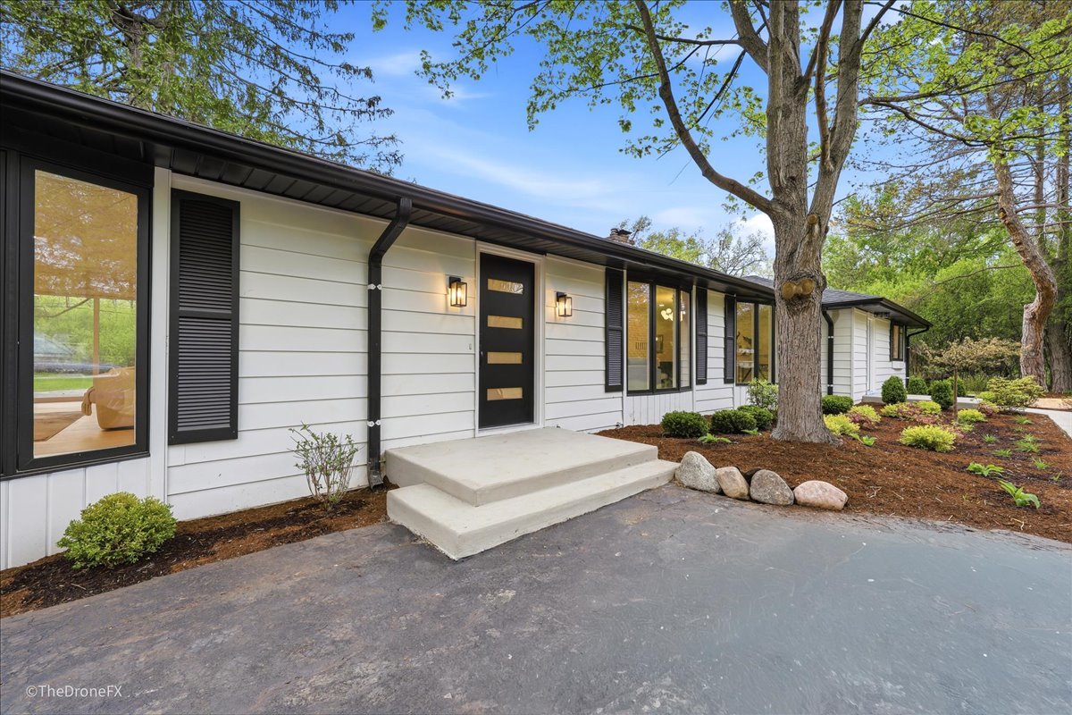 1920 Thornwood Lane, Riverwoods, IL