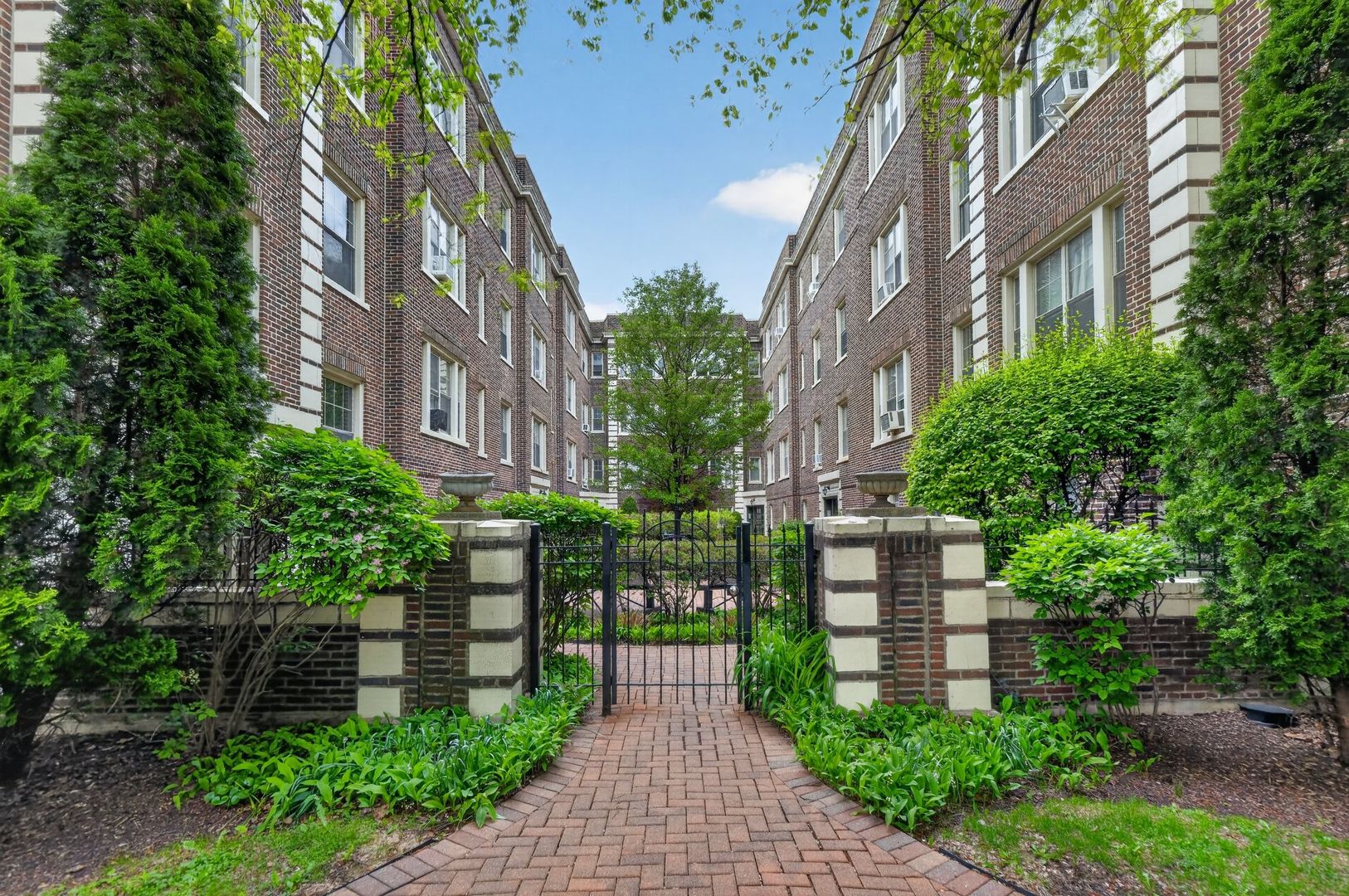 433 N Lombard Avenue #1, Oak Park, IL