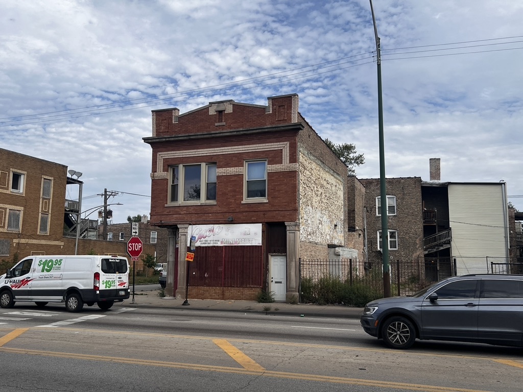 401 S Cicero Avenue, Chicago, IL