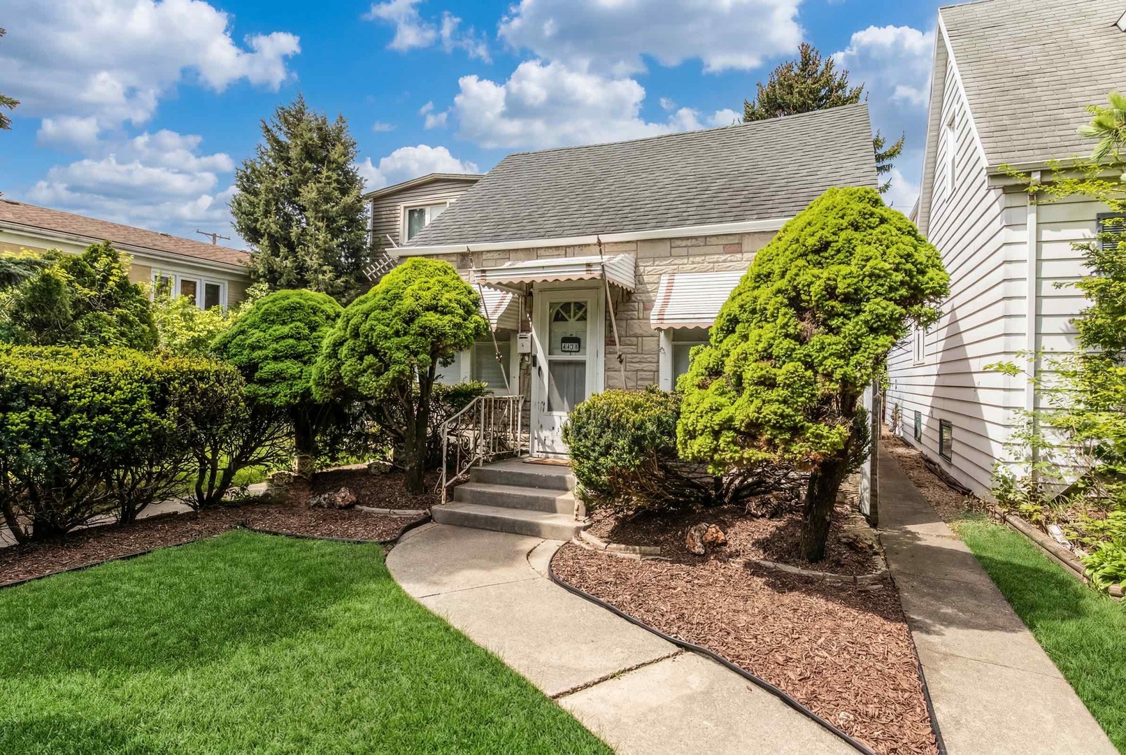 4438 N Narragansett Avenue, Harwood Heights, IL