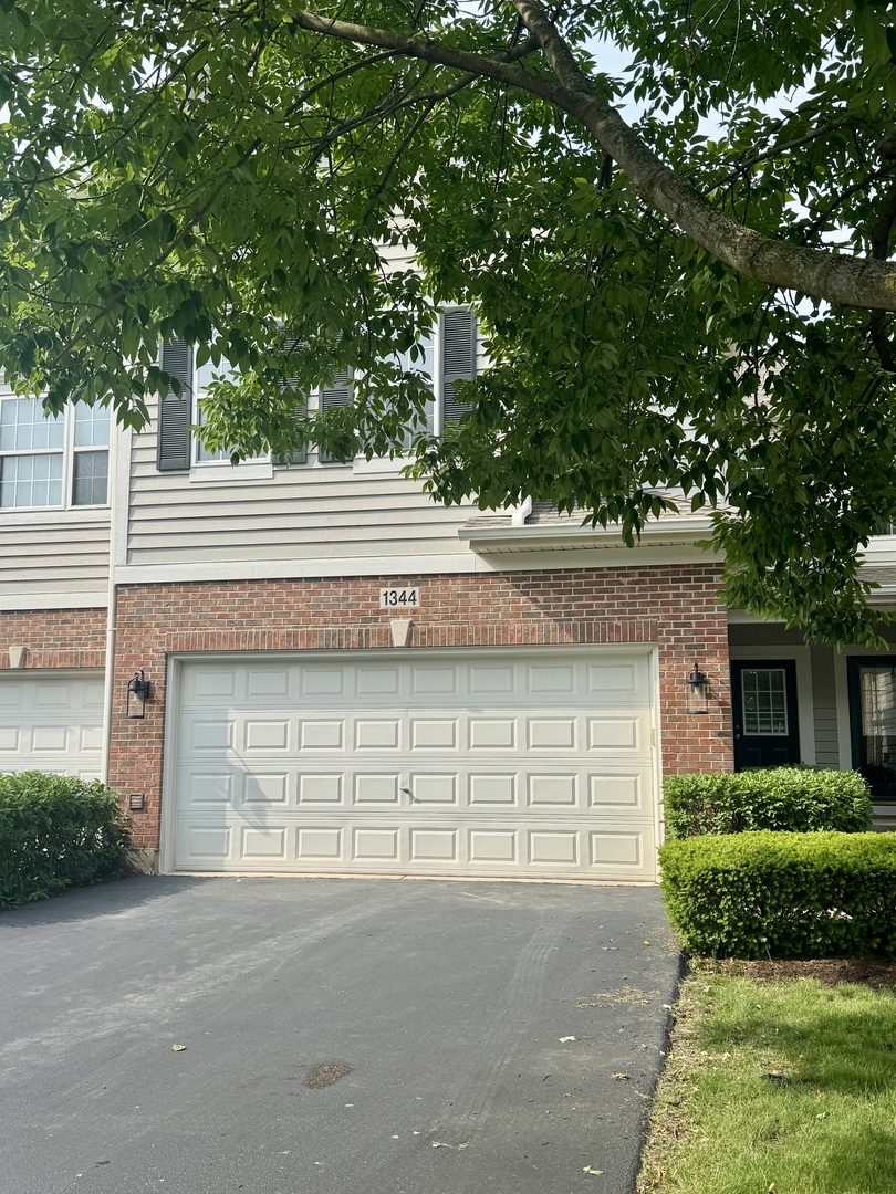 1344 Danada Court, Naperville, IL