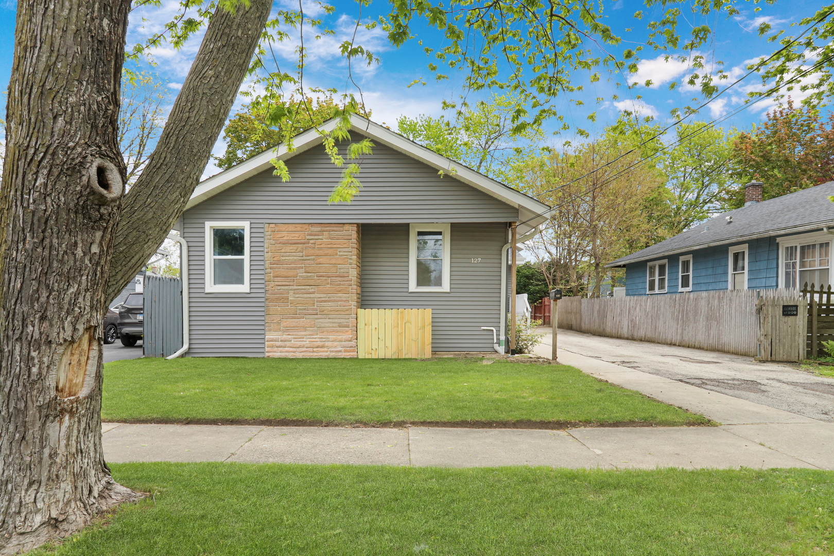 127 N Victory Street, Waukegan, IL