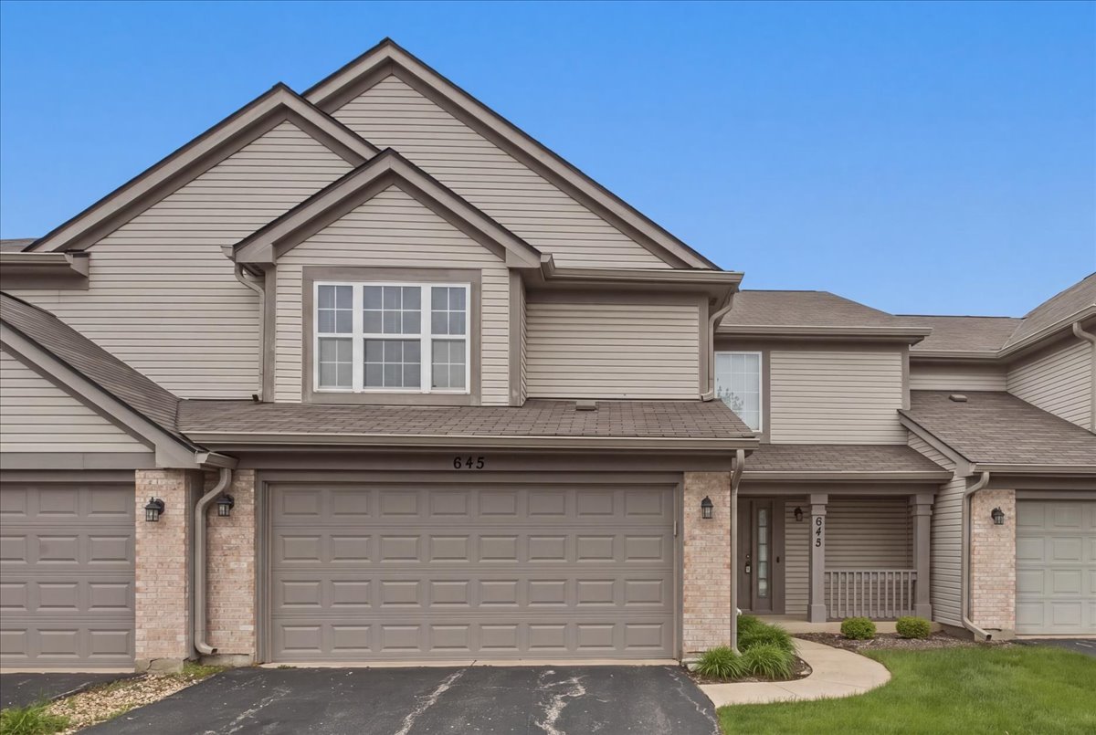 645 Lancaster Circle, Elgin, IL