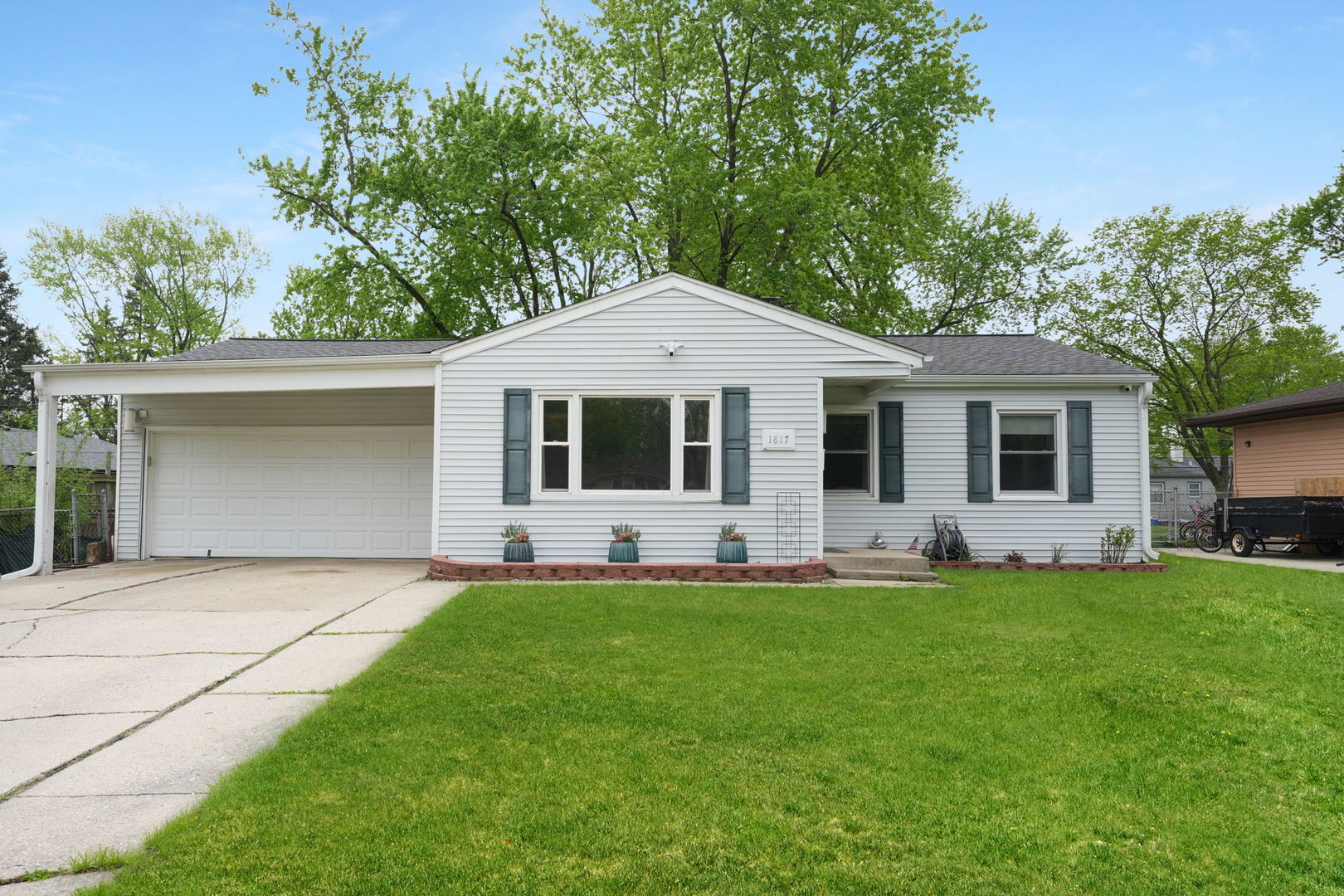 1817 Poplar Avenue, Hanover Park, IL