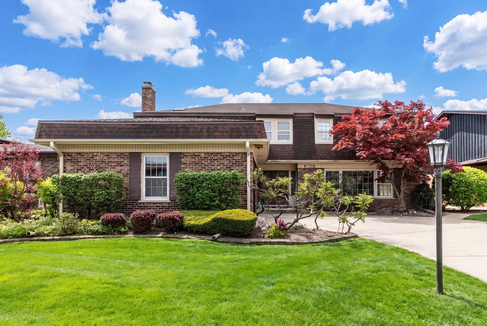 7751 Arcadia Street, Morton Grove, IL