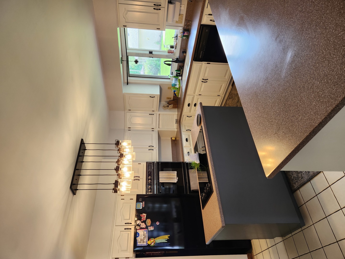 501 Walnut Street, Hinckley, IL