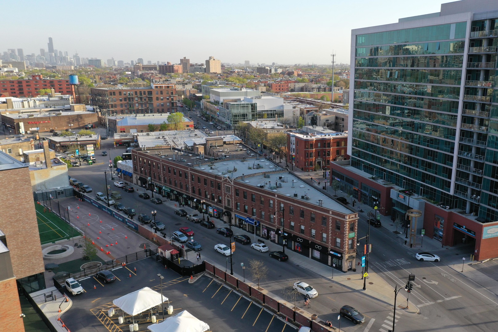 3751 N Halsted Street #319, Chicago, IL