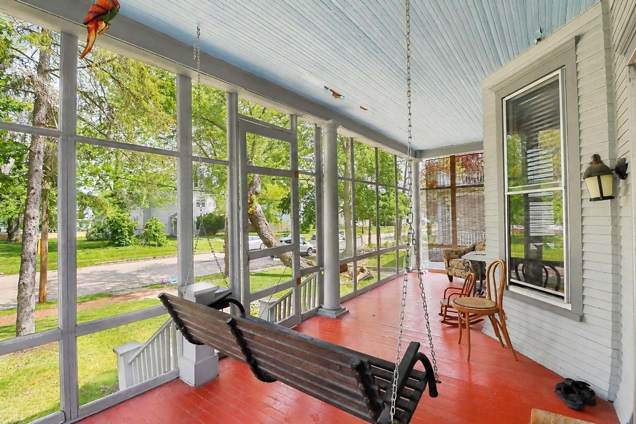 1035 Marquette Street, Lasalle, IL