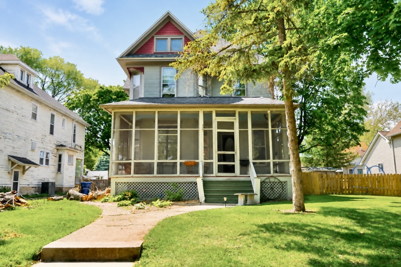 1035 Marquette Street, Lasalle, IL