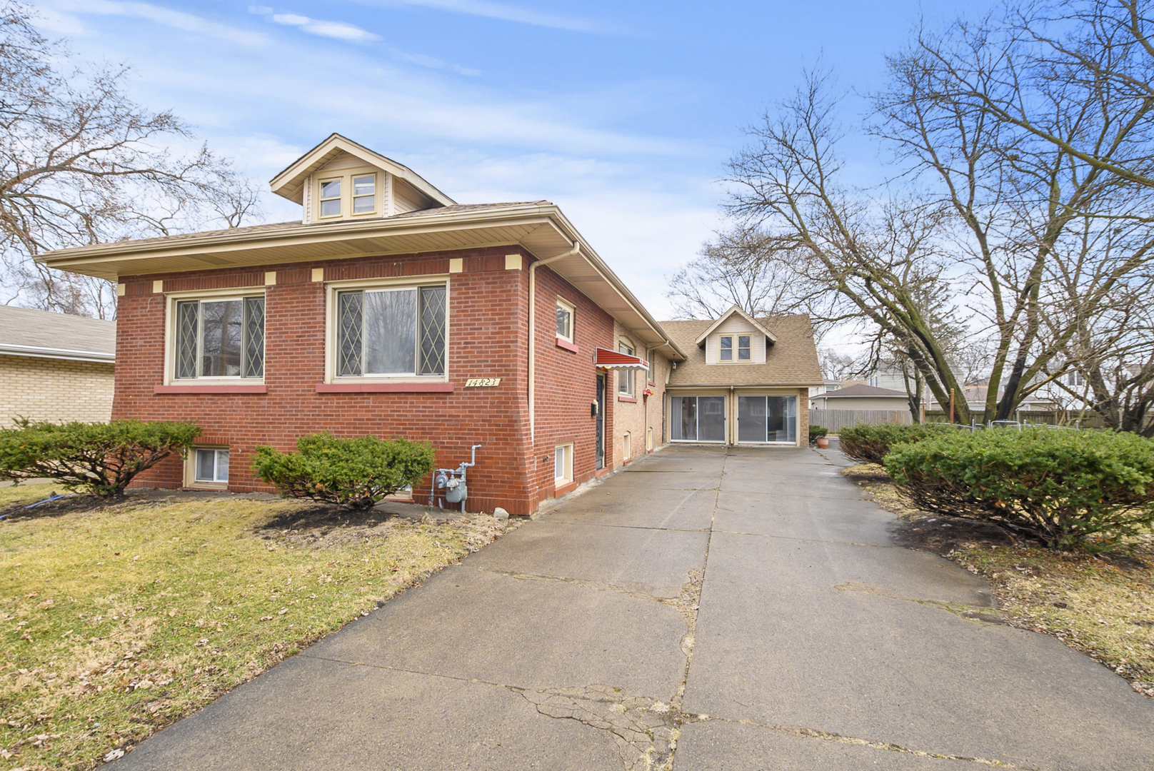 14823 Grant Street, Dolton, IL