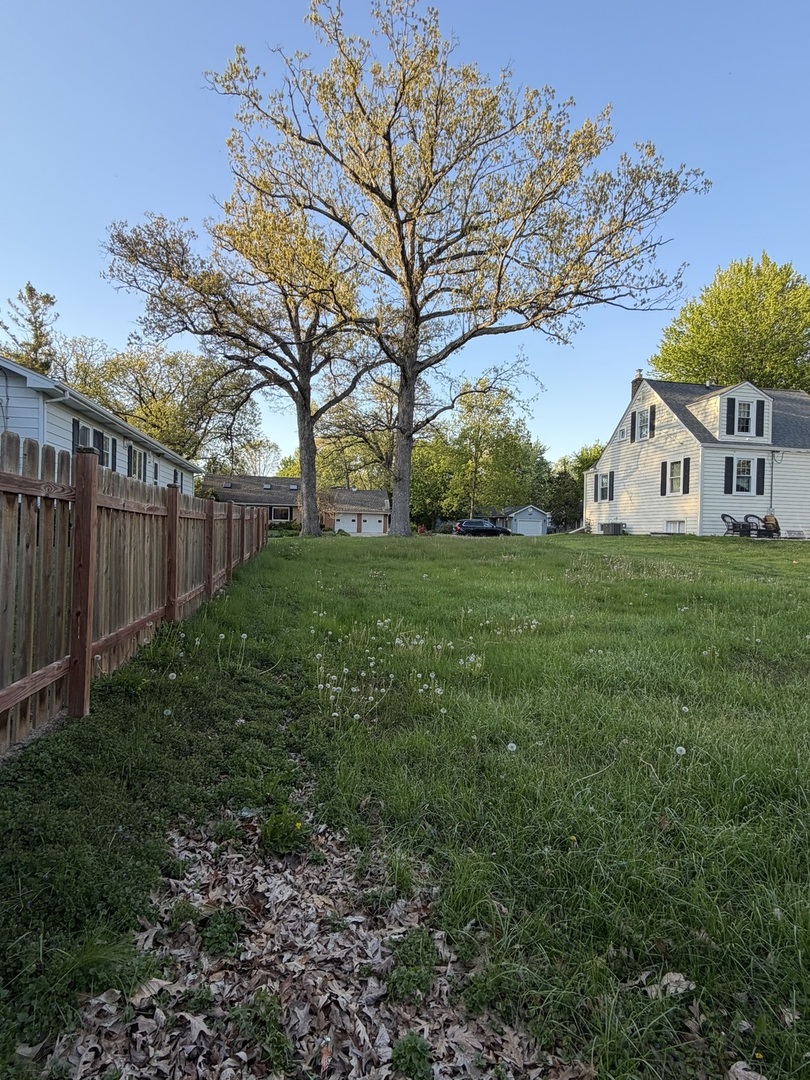 LOT 209 Austin Avenue, Geneva, IL