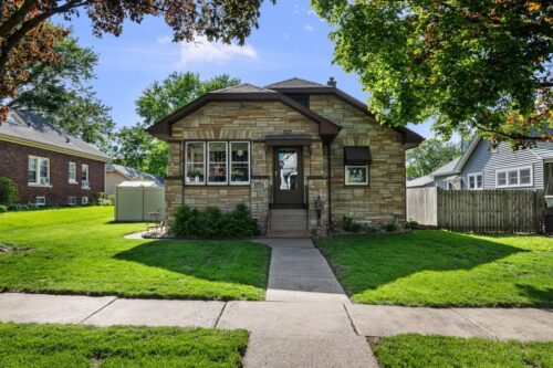 2218 DAVIE Street, Davenport, IA
