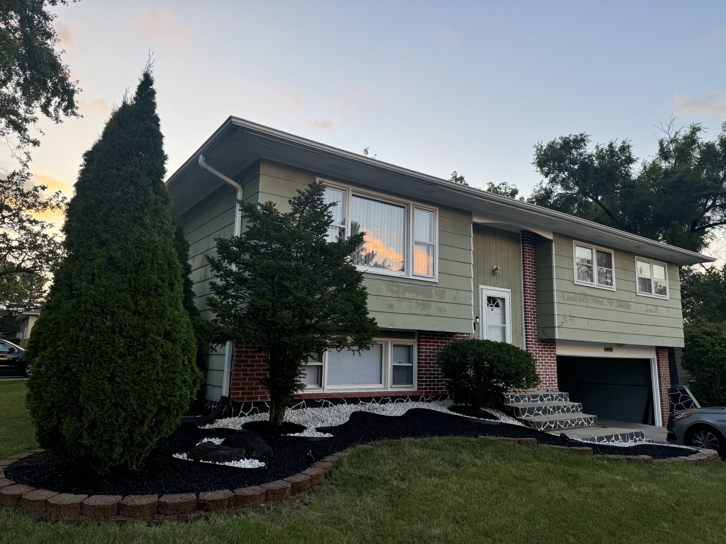 7410 East Avenue, Hanover Park, IL