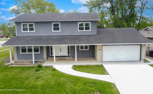 99 Essex Road, Elk Grove Village, IL
