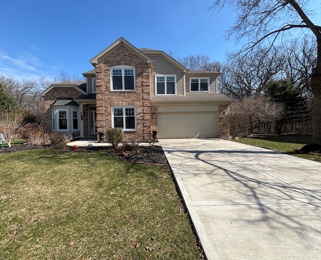 33993 N Treeline Court, Grayslake, IL
