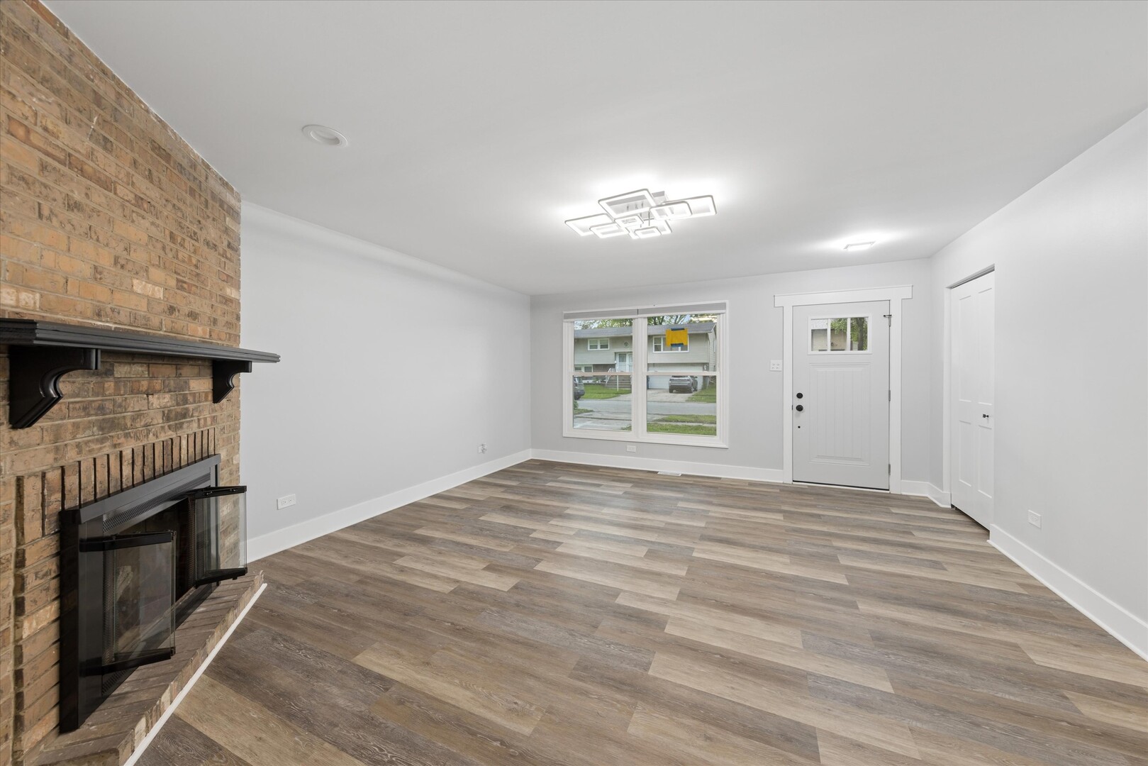 1618 Constance Avenue, Sauk Village, IL