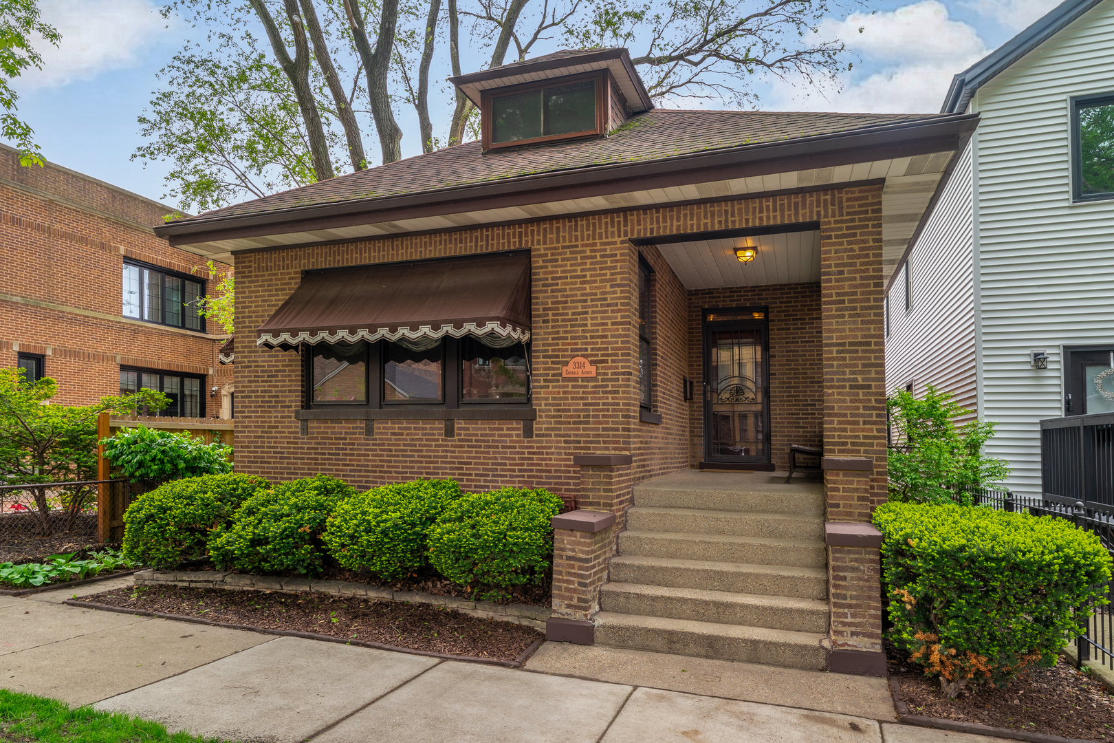 3314 S Emerald Avenue, Chicago, IL