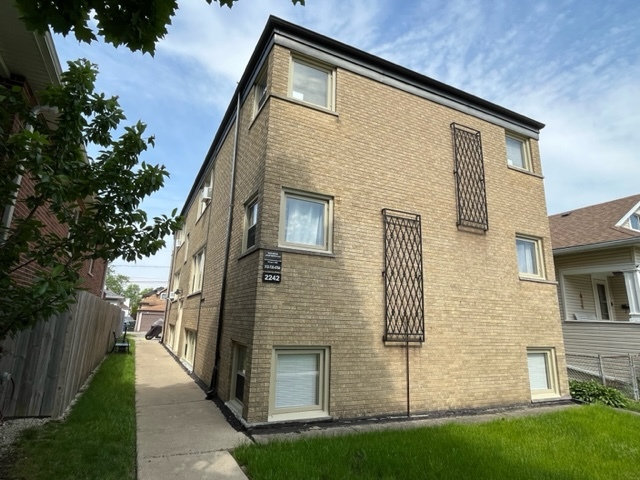 2242 N 73rd Avenue #GE, Elmwood Park, IL